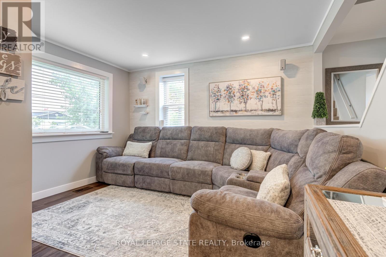 9056 Airport Road, Hamilton, Ontario  L0R 1W0 - Photo 12 - X12985884