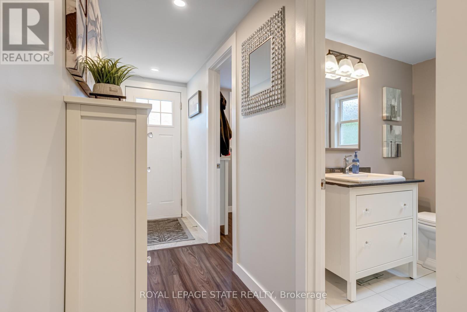 9056 Airport Road, Hamilton, Ontario  L0R 1W0 - Photo 15 - X12985884