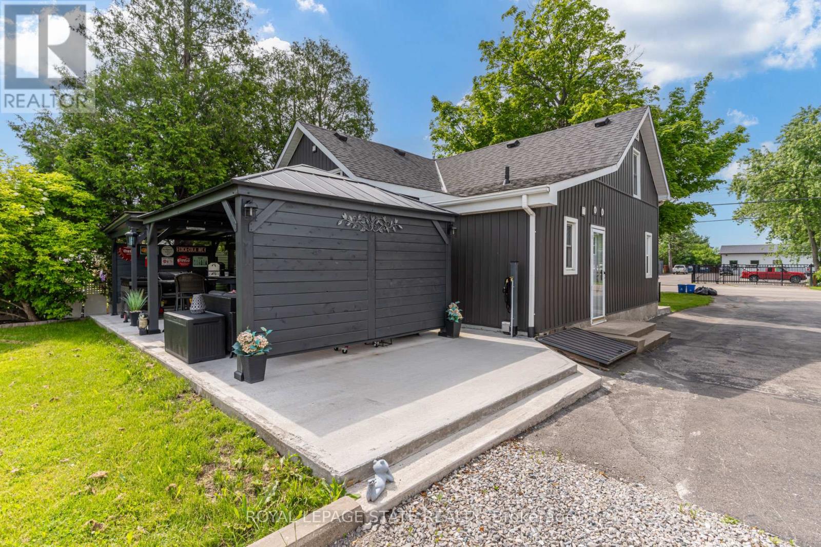 9056 Airport Road, Hamilton, Ontario  L0R 1W0 - Photo 33 - X12985884