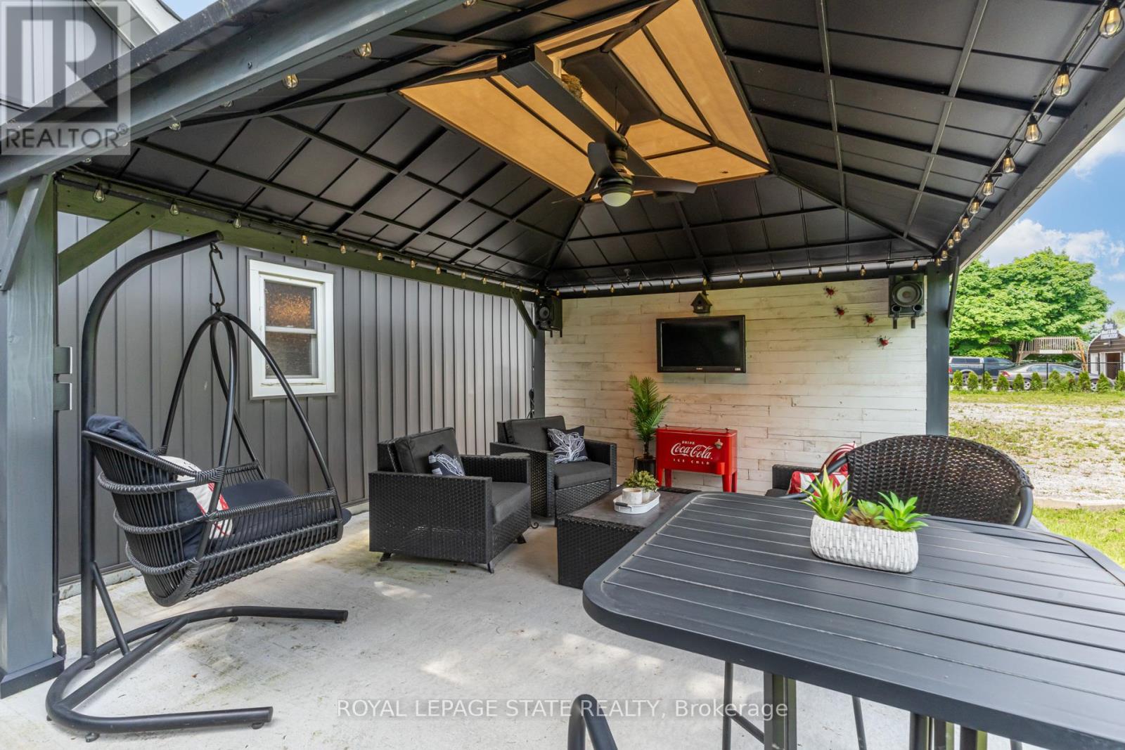 9056 Airport Road, Hamilton, Ontario  L0R 1W0 - Photo 36 - X12985884