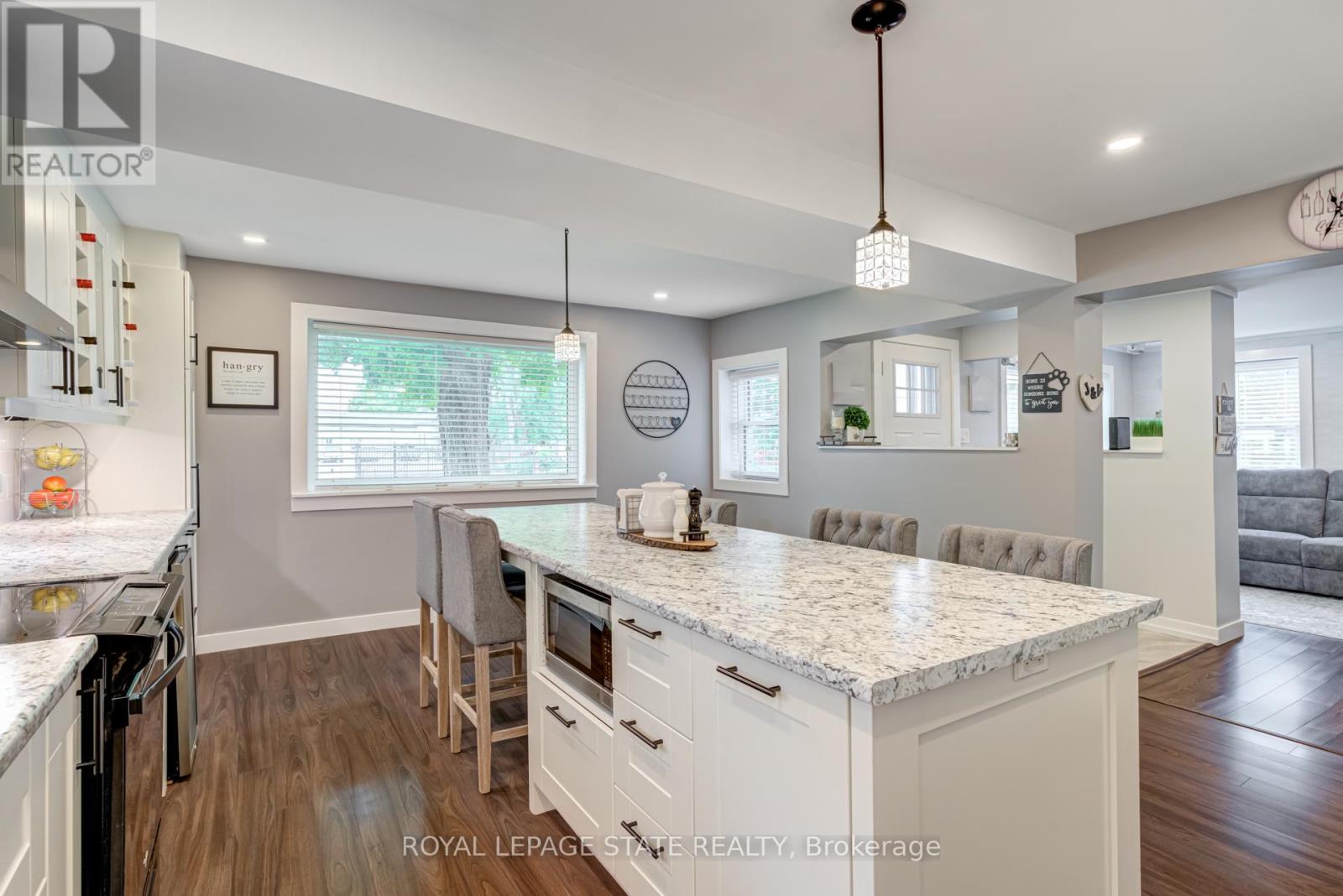 9056 Airport Road, Hamilton, Ontario  L0R 1W0 - Photo 9 - X12985884