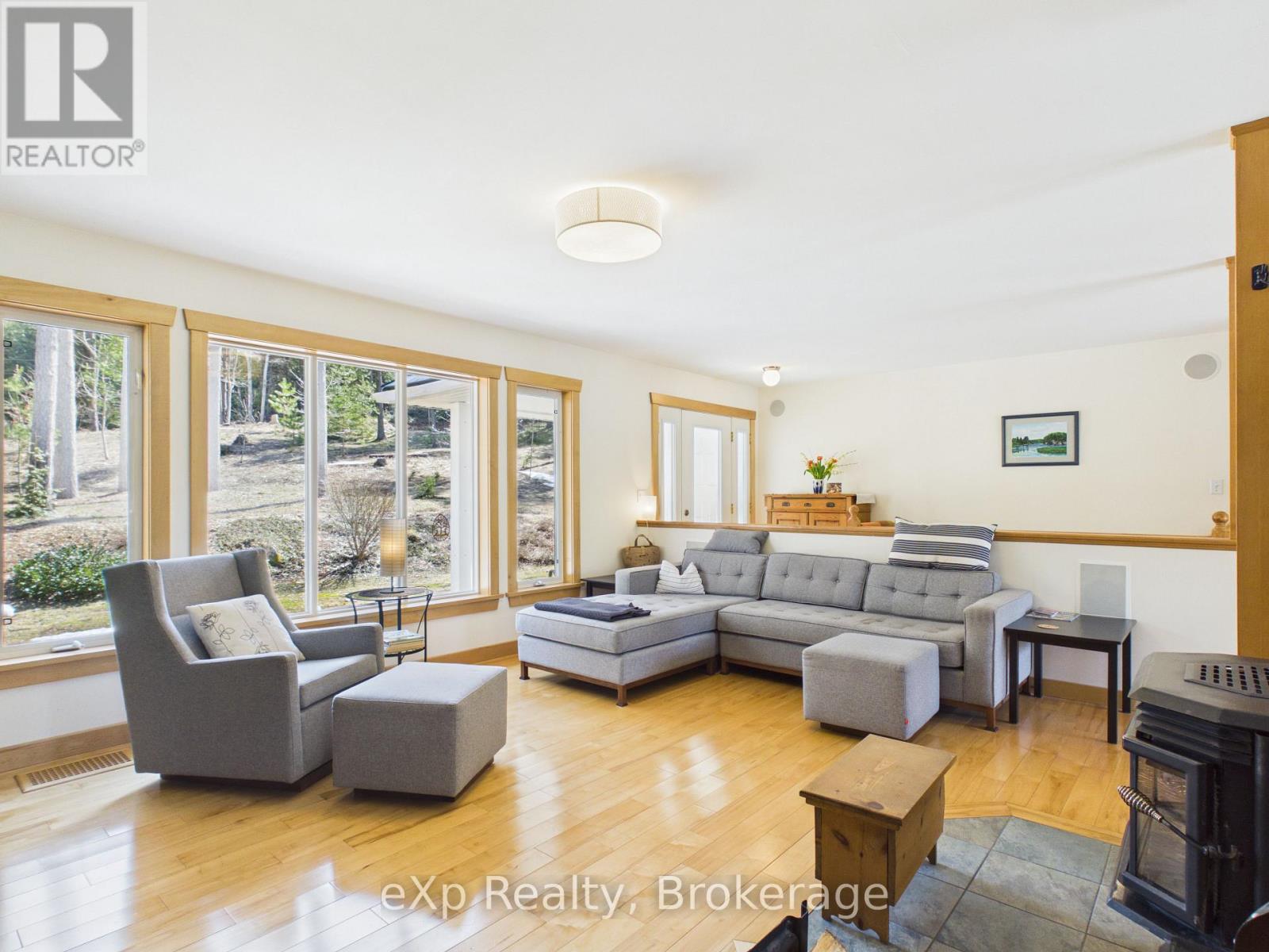 303709 South Line, West Grey, Ontario  N0C 1K0 - Photo 15 - X12985842