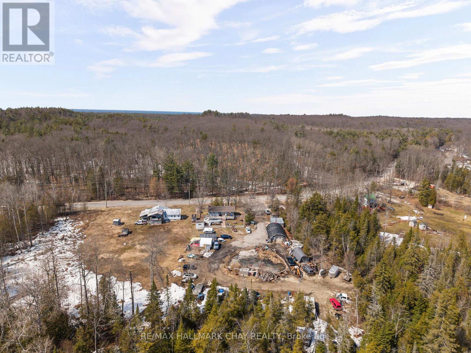 2121 Klondike Park Road, Wasaga Beach, Ontario  L9Z 2W9 - Photo 24 - S12985816