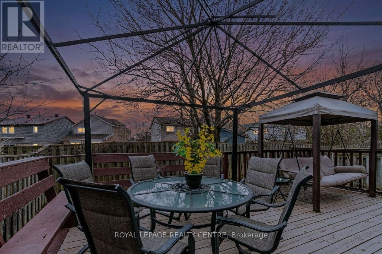 3026 Dalehurst Drive, Mississauga, Ontario  L5N 6M8 - Photo 46 - W12979396