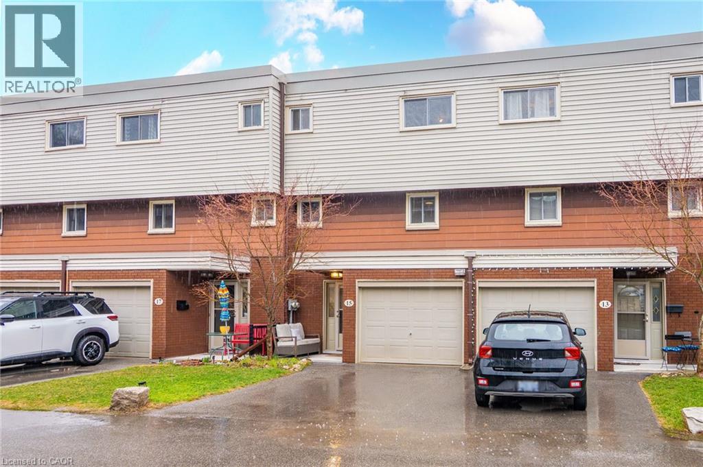 23 Watsons Lane Unit# 15, Dundas, Ontario  L9H 5G9 - Photo 3 - 40819740