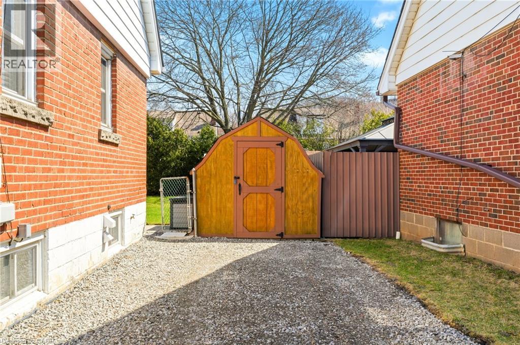 15 Roselle Place, Stoney Creek, Ontario  L8G 1R2 - Photo 41 - 40819734