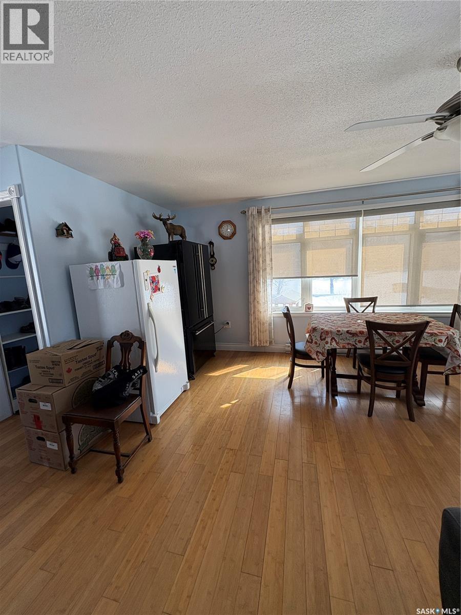 207 Third Avenue W, Kelvington, Saskatchewan  S0A 1W0 - Photo 8 - SK032637