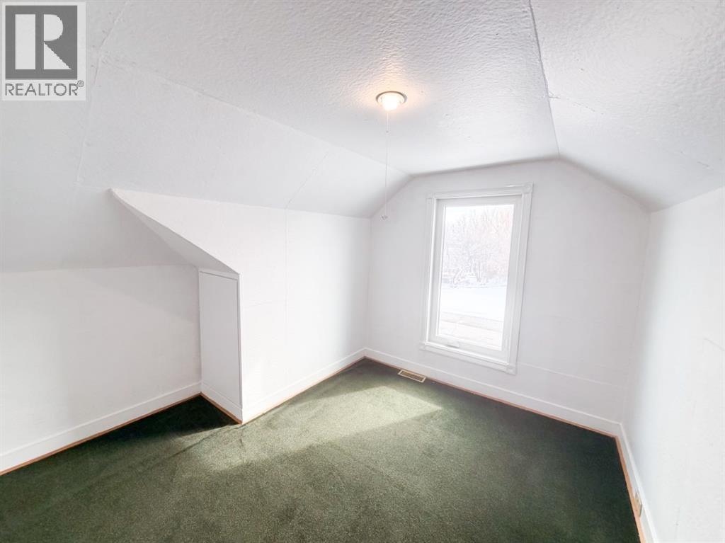 112 5 Street, Keoma, Alberta  T4A 1G6 - Photo 18 - A2294006