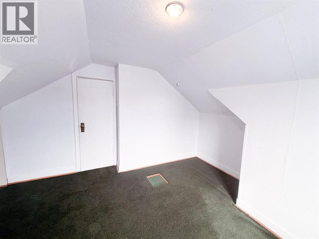 112 5 Street, Keoma, Alberta  T4A 1G6 - Photo 19 - A2294006