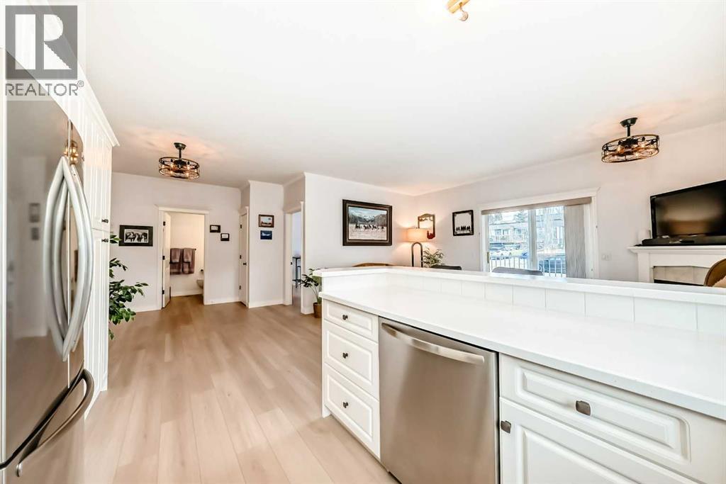 101, 15 Lineham Avenue, Okotoks, Alberta  T1S 1Z3 - Photo 5 - A2300080