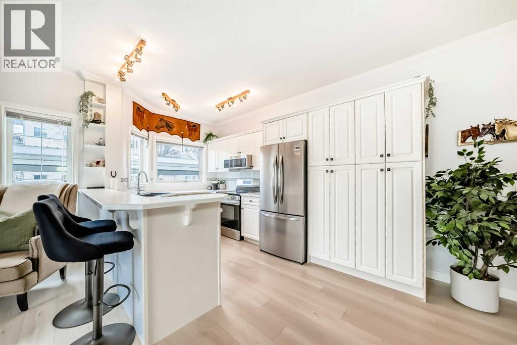 101, 15 Lineham Avenue, Okotoks, Alberta