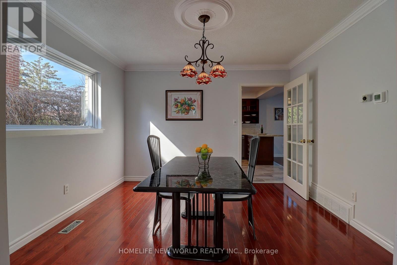 29 Deepdale Drive, Toronto, Ontario  M1S 2N3 - Photo 7 - E12980522