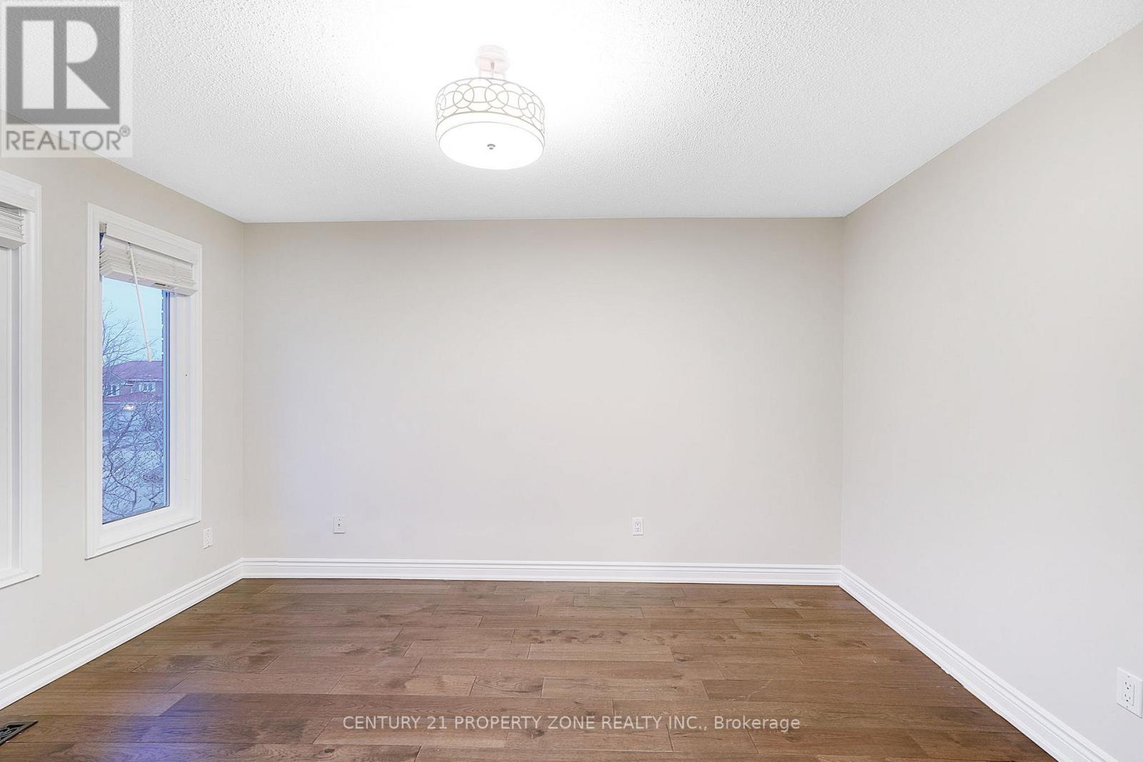 4 Garbutt Crescent, Brampton, Ontario  L6X 3G5 - Photo 23 - W12974766