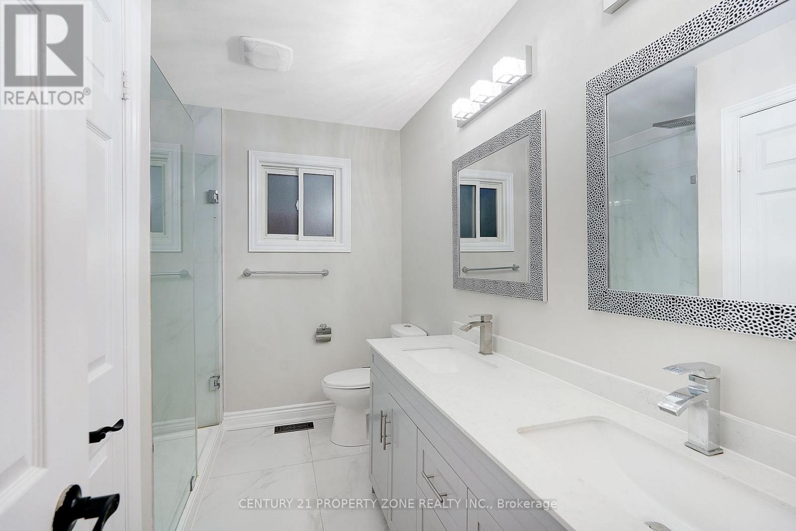 4 Garbutt Crescent, Brampton, Ontario  L6X 3G5 - Photo 27 - W12974766