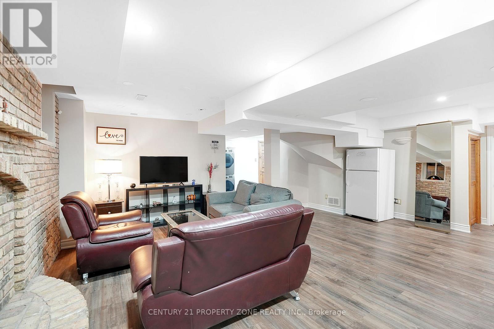 4 Garbutt Crescent, Brampton, Ontario  L6X 3G5 - Photo 31 - W12974766