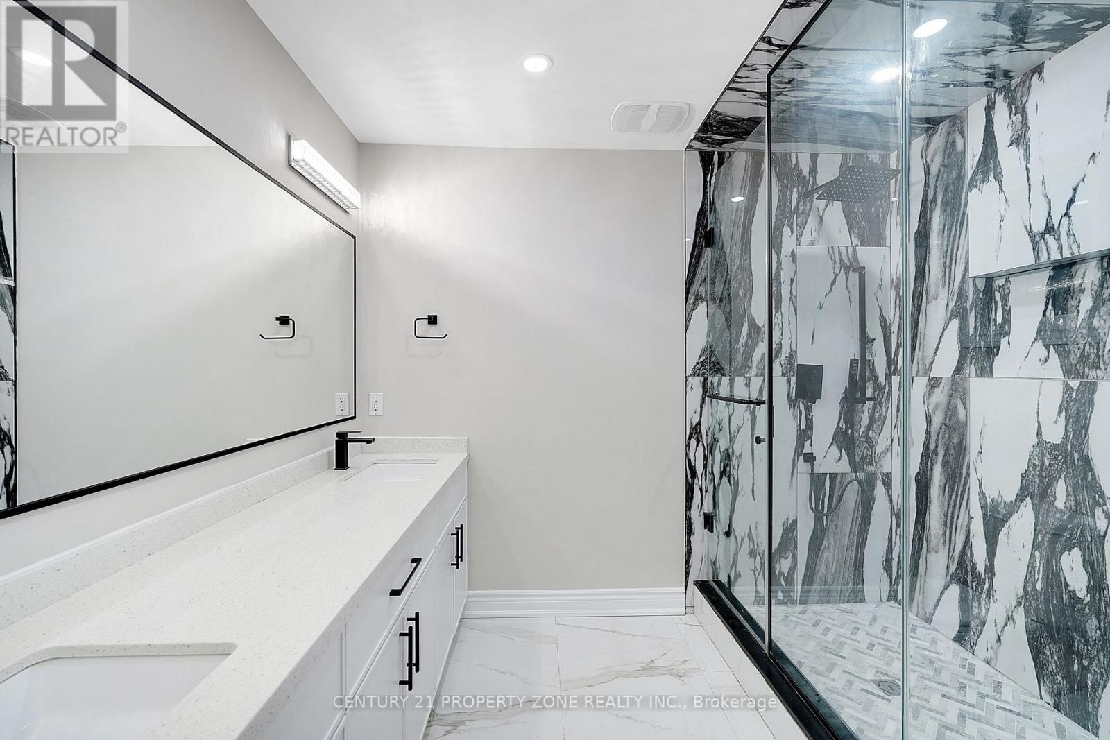 4 Garbutt Crescent, Brampton, Ontario  L6X 3G5 - Photo 21 - W12974766