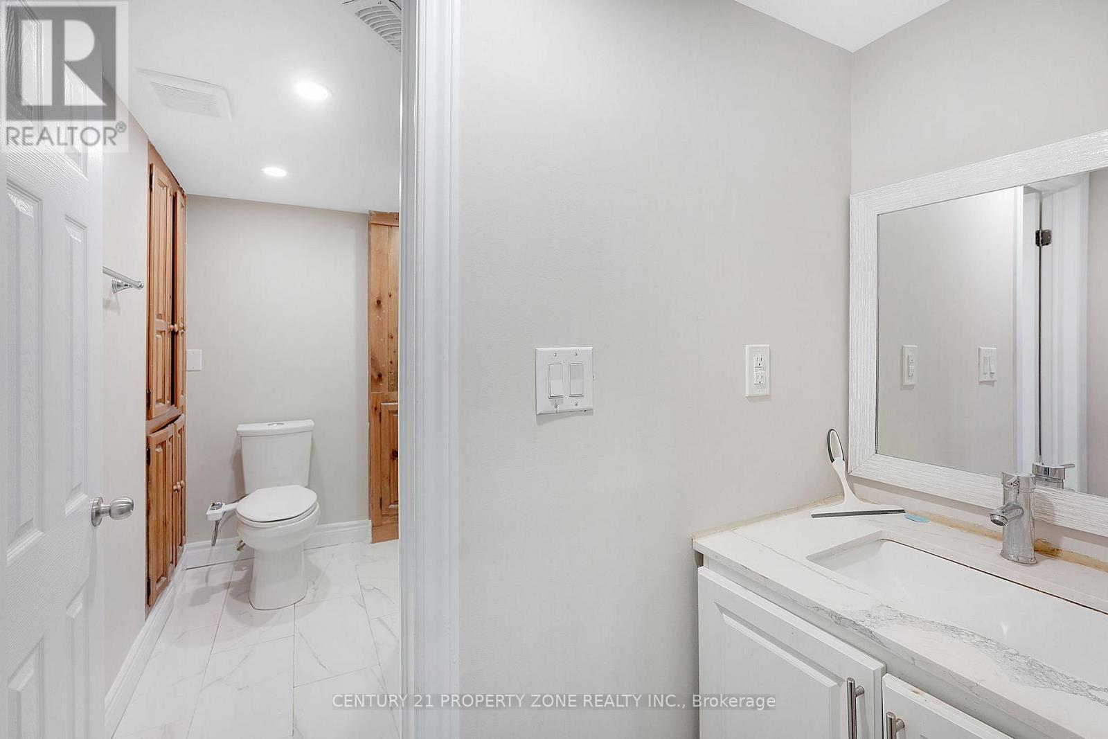 4 Garbutt Crescent, Brampton, Ontario  L6X 3G5 - Photo 33 - W12974766