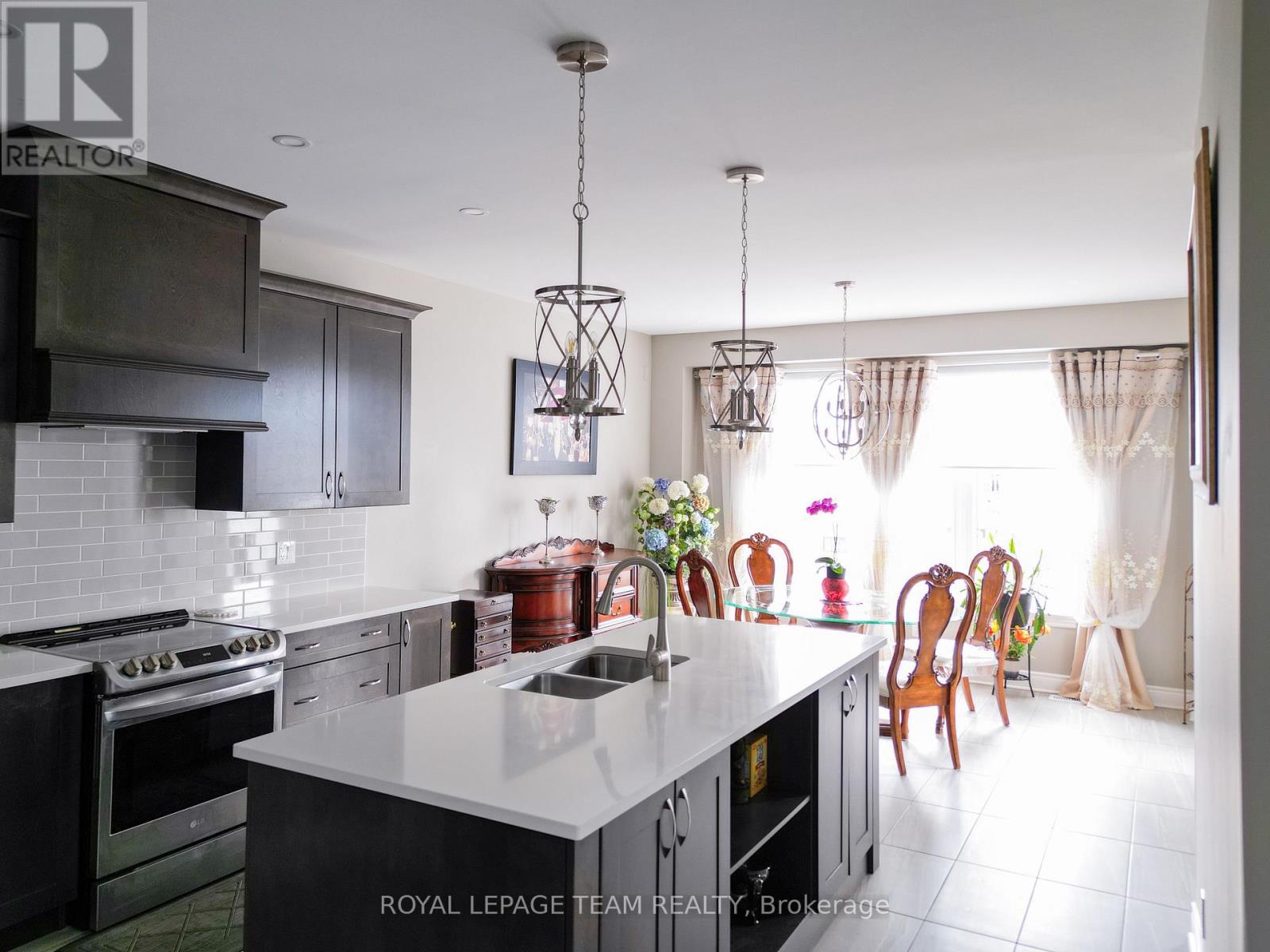 70 Morris Street, Carleton Place, Ontario  K7C 0A4 - Photo 6 - X12864140