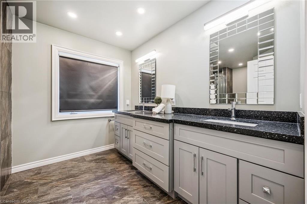 120 Lorraine Avenue, Kitchener, Ontario  N2B 2N2 - Photo 17 - 40818797