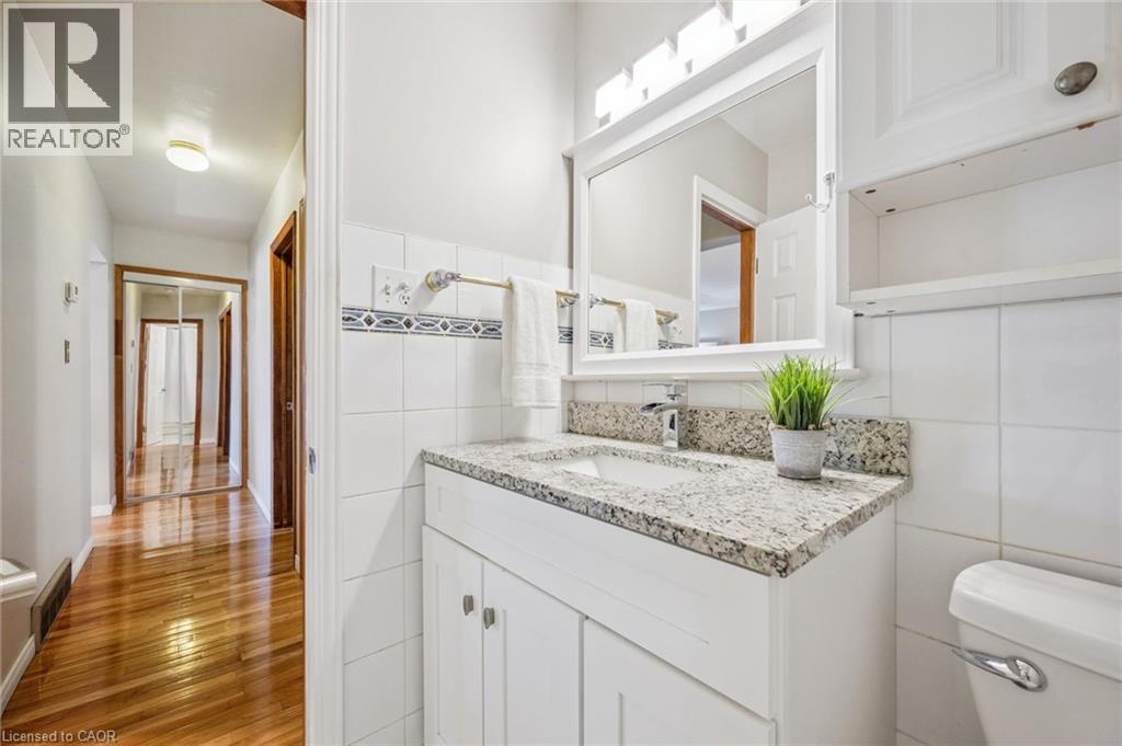 120 Lorraine Avenue, Kitchener, Ontario  N2B 2N2 - Photo 23 - 40818797