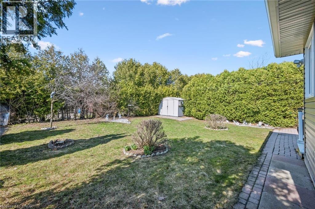 120 Lorraine Avenue, Kitchener, Ontario  N2B 2N2 - Photo 38 - 40818797