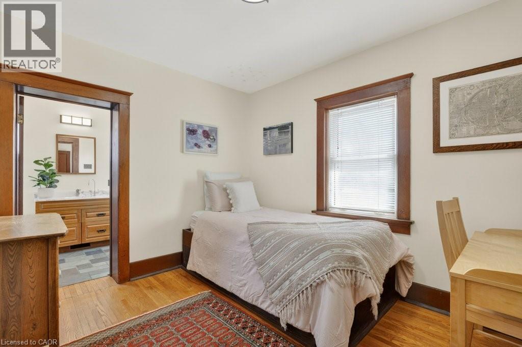 859 Queen's Boulevard, Kitchener, Ontario  N2M 1A6 - Photo 15 - 40817769