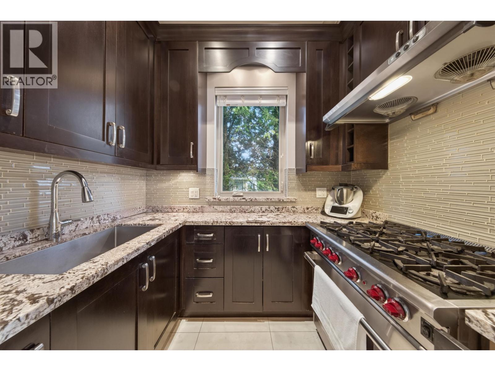 4810 Hudson Street, Vancouver, British Columbia  V6H 3C2 - Photo 11 - R3109747