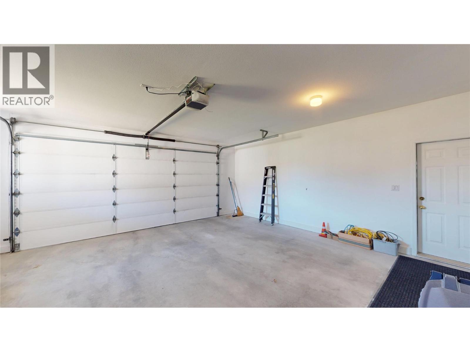 804 16th Street S, Cranbrook, British Columbia  V1C 5N9 - Photo 24 - 10382570