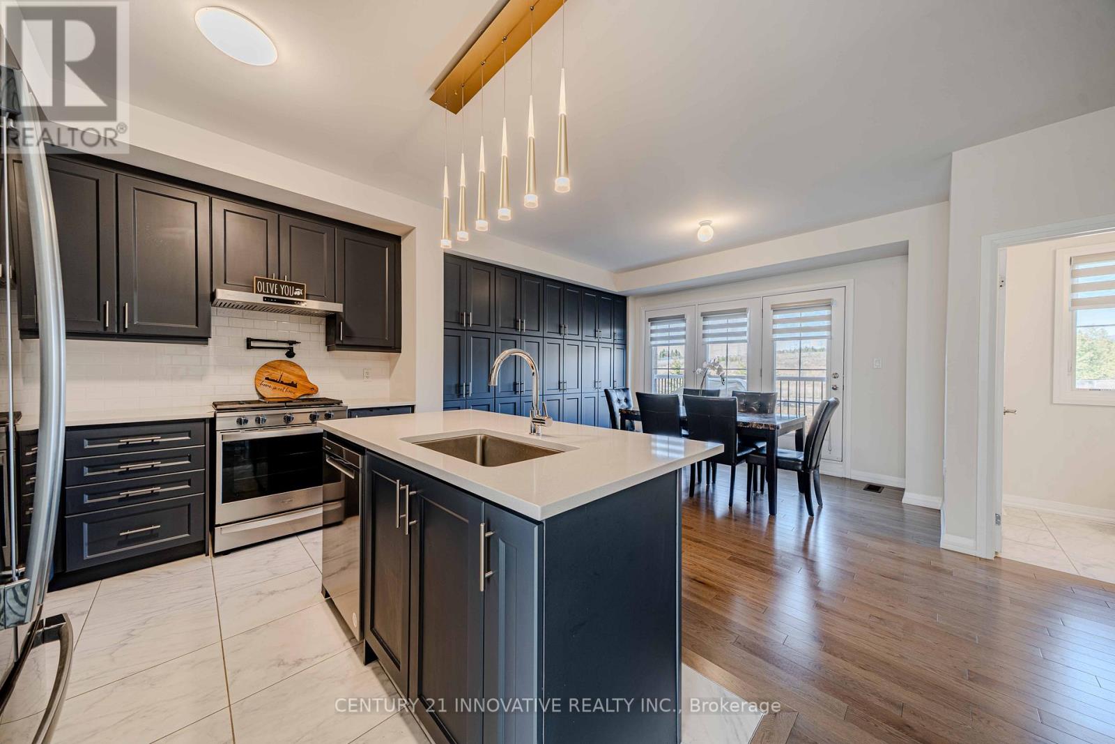 30 Coote Court, Ajax, Ontario  L1T 0P5 - Photo 4 - E12985888