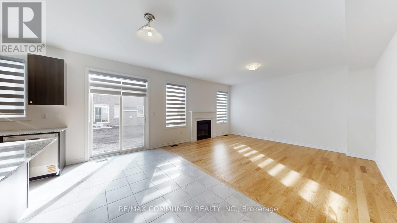 63 English Drive E, New Tecumseth (Beeton), Ontario  L0G 1A0 - Photo 12 - N12985896