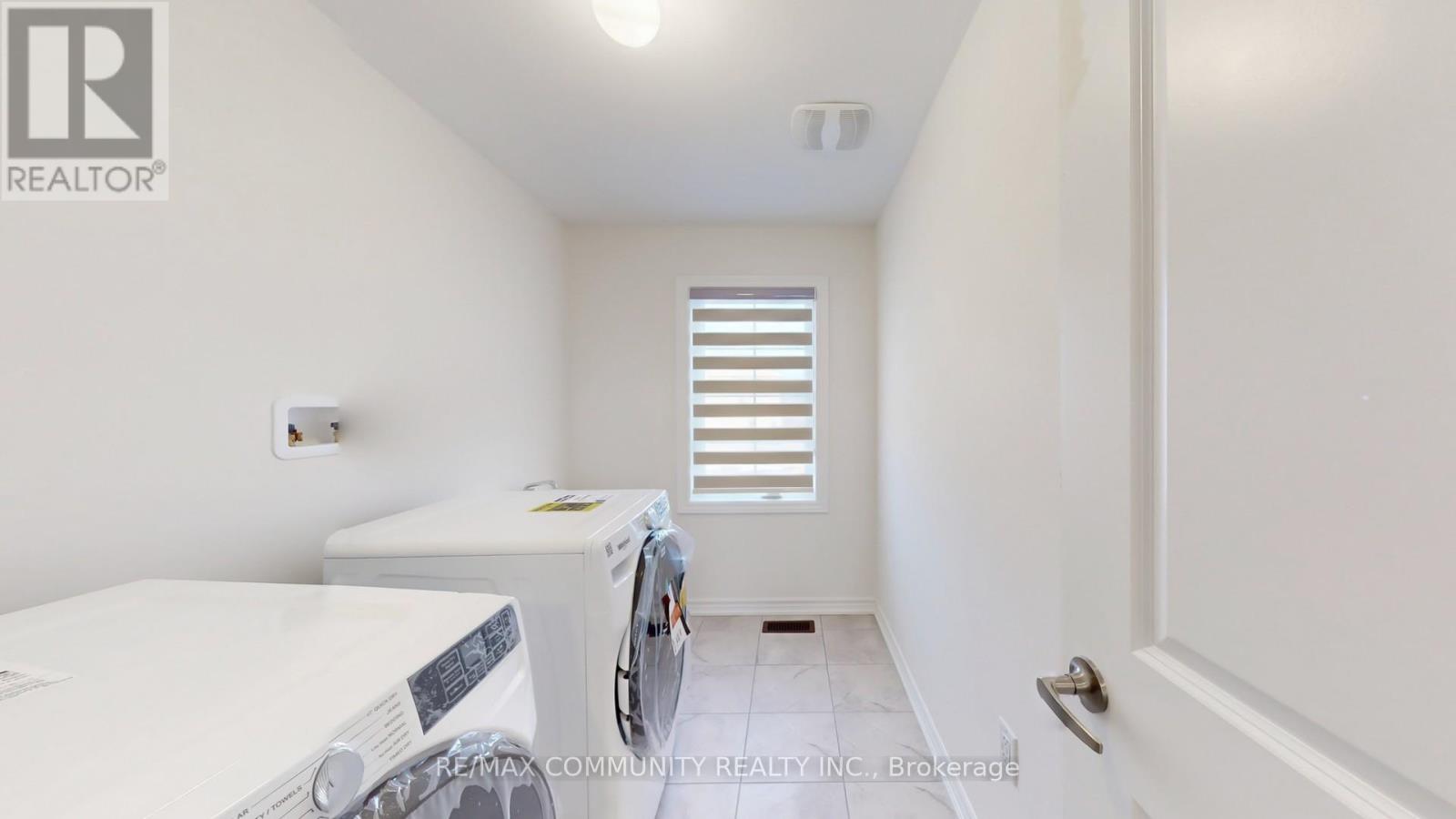 63 English Drive E, New Tecumseth (Beeton), Ontario  L0G 1A0 - Photo 38 - N12985896