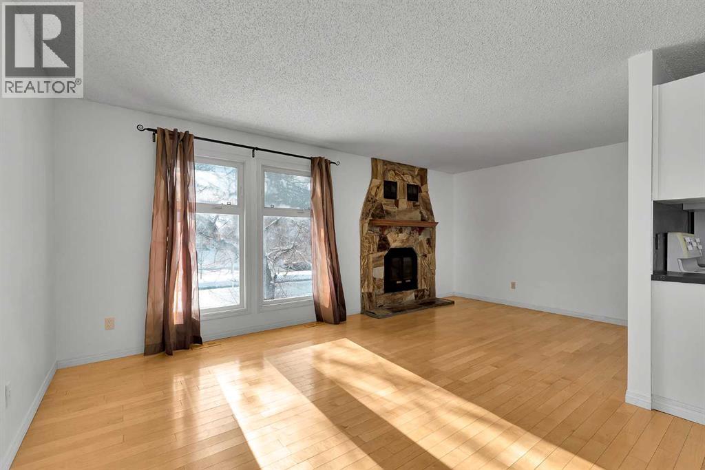 295 Edgepark Boulevard NW, Calgary, Alberta  T3A 4K4 - Photo 13 - A2299848