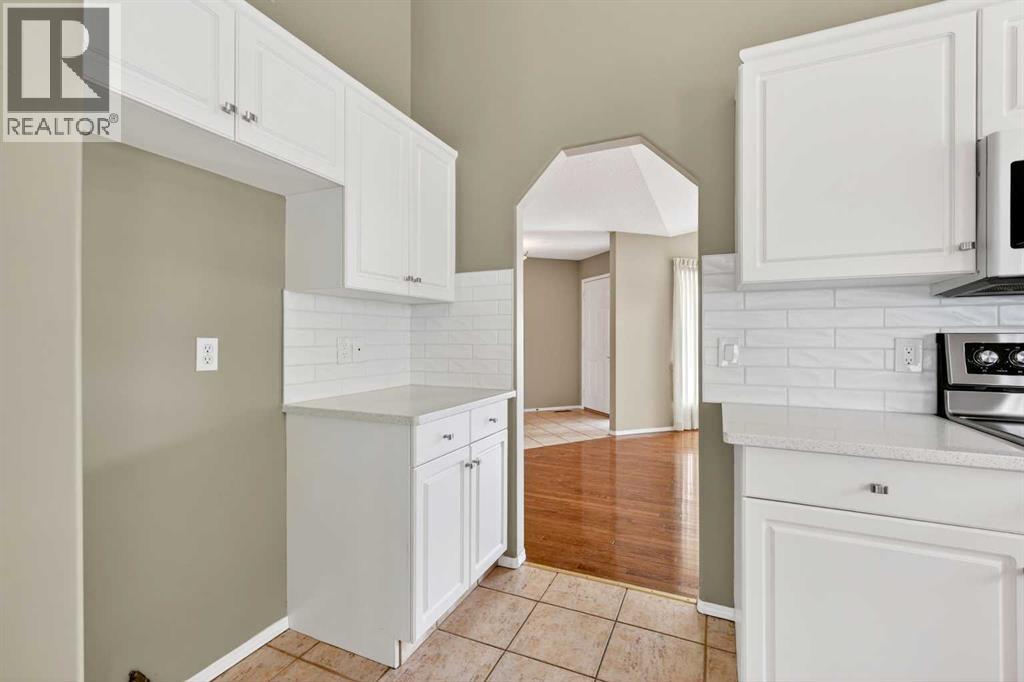 711 Diamond Court SE, Calgary, Alberta  T2J 7E2 - Photo 20 - A2300046