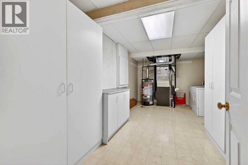 711 Diamond Court SE, Calgary, Alberta  T2J 7E2 - Photo 40 - A2300046