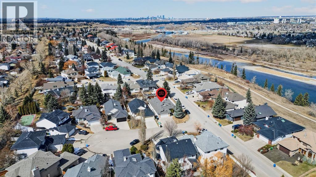 711 Diamond Court SE, Calgary, Alberta  T2J 7E2 - Photo 3 - A2300046