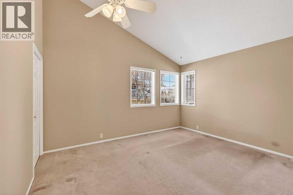 711 Diamond Court SE, Calgary, Alberta  T2J 7E2 - Photo 30 - A2300046