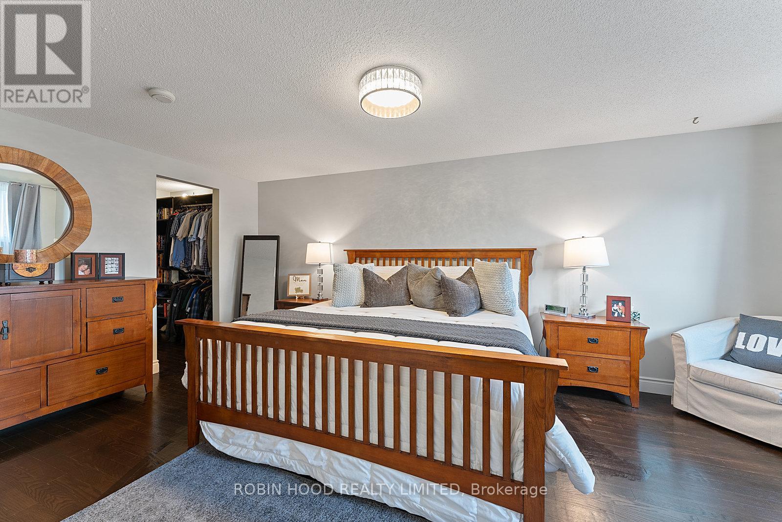 22 Strangway Court, Brampton, Ontario  L6Z 4L4 - Photo 24 - W12968502