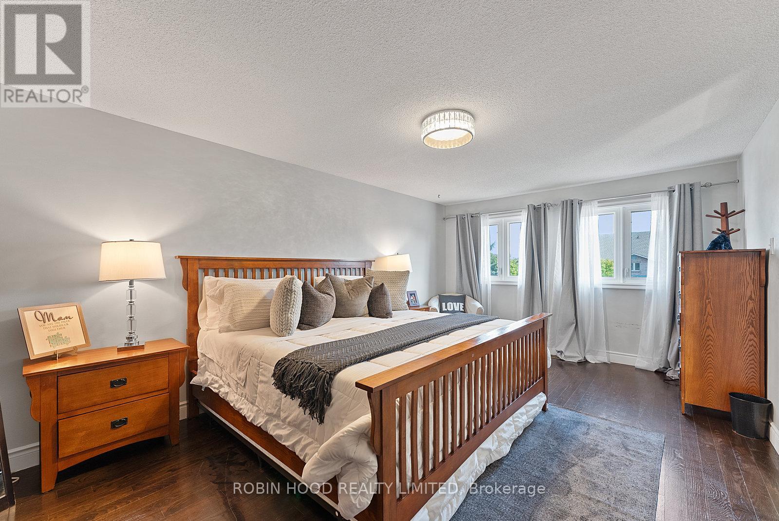 22 Strangway Court, Brampton, Ontario  L6Z 4L4 - Photo 27 - W12968502