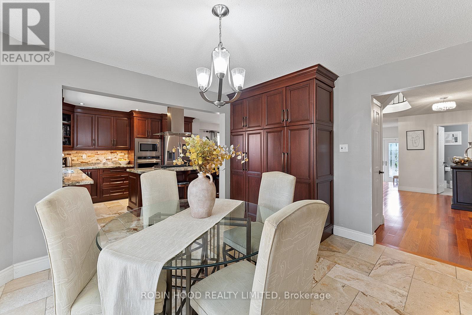 22 Strangway Court, Brampton, Ontario  L6Z 4L4 - Photo 34 - W12968502