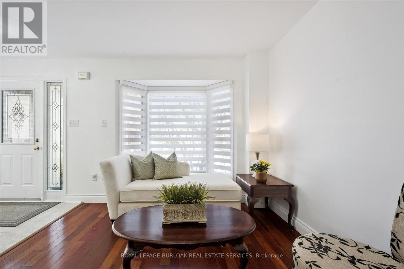 5147 Ravine Crescent, Burlington, Ontario  L7L 6N3 - Photo 8 - W12985890