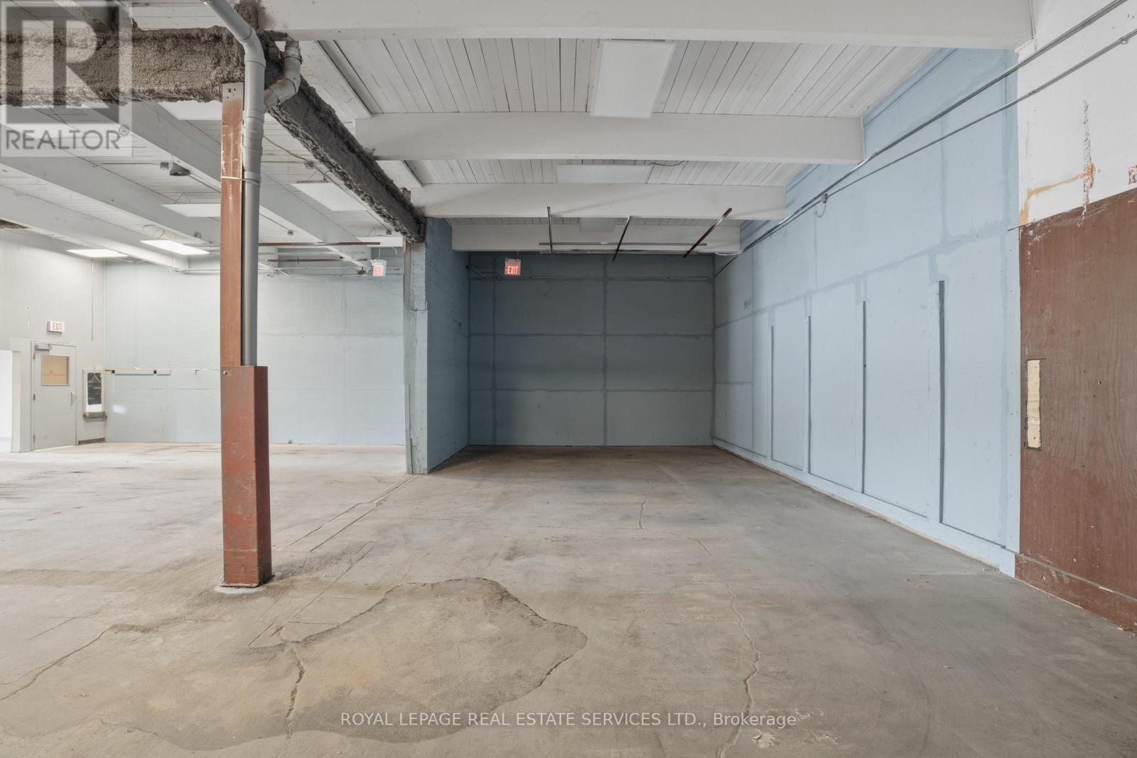 51 Millside Drive, Milton, Ontario  L9T 1S8 - Photo 25 - W12985908