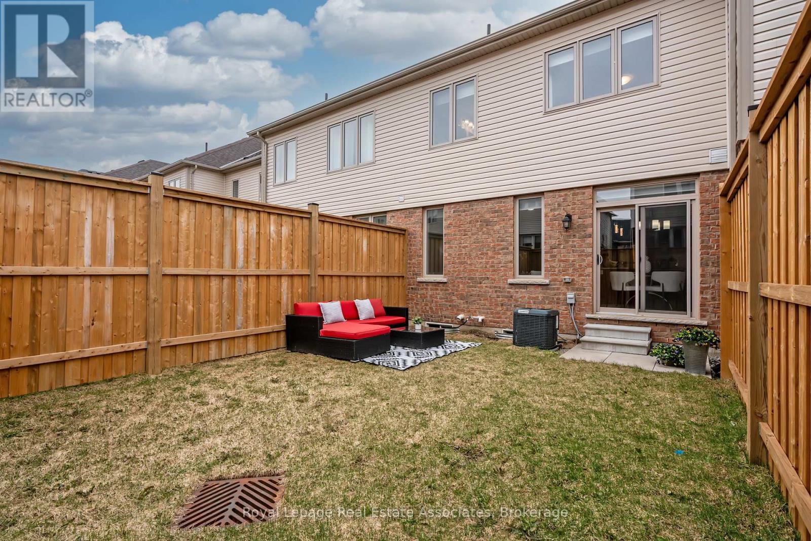 124 Mutrie Boulevard, Guelph/eramosa, Ontario  N0B 2K0 - Photo 36 - X12985904