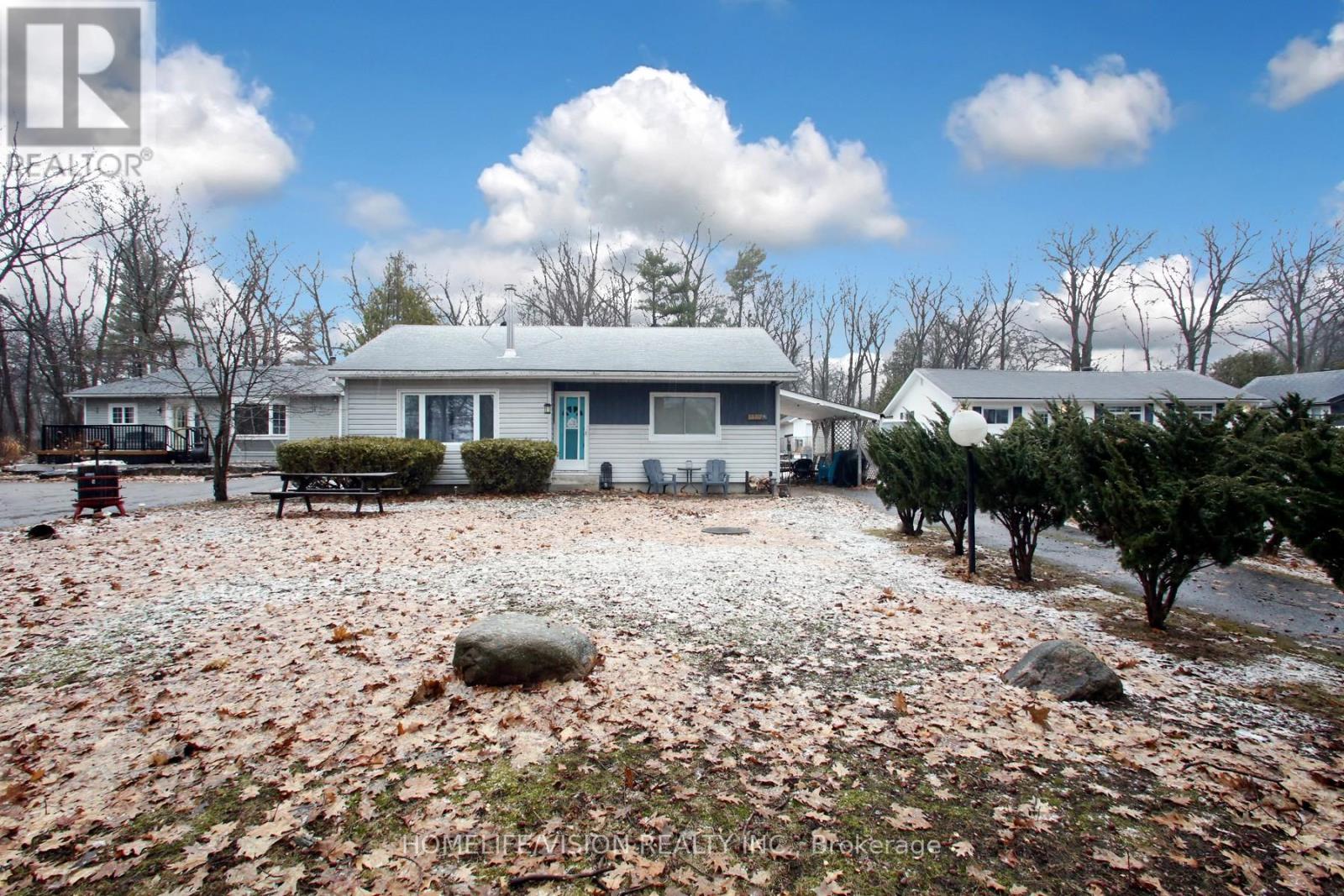 1807 Tiny Beaches Road S, Tiny, Ontario  L0L 1P1 - Photo 5 - S12983826