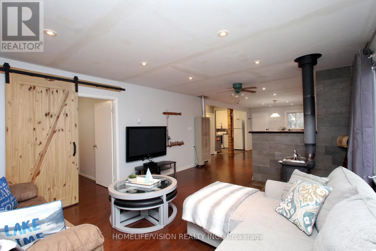 1807 Tiny Beaches Road S, Tiny, Ontario  L0L 1P1 - Photo 24 - S12983826