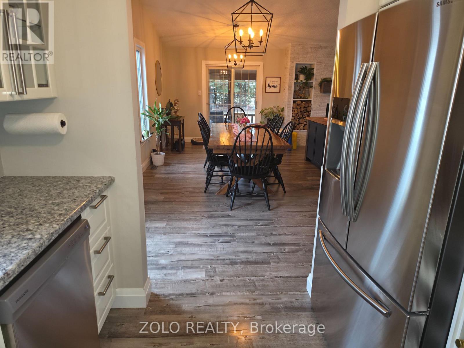 28 Broadmoor Avenue, Barrie, Ontario  L4N 3M9 - Photo 9 - S12984048