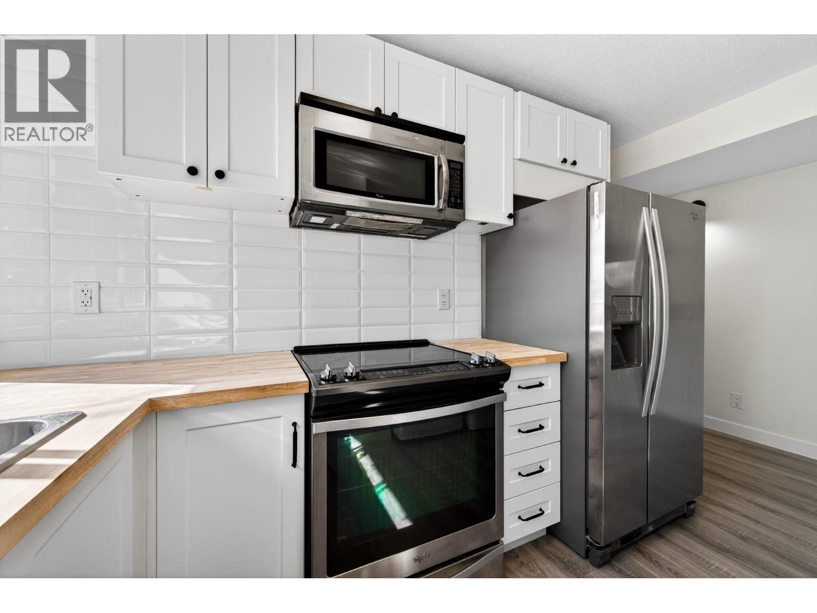 249 Kitchener Crescent Unit# 29, Kamloops, British Columbia  V2B 1B9 - Photo 11 - 10382896