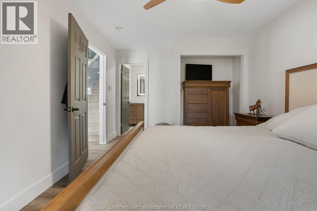 17938 Lakeshore Road, Rondeau Park, Ontario  N0P 1X0 - Photo 21 - 26007245