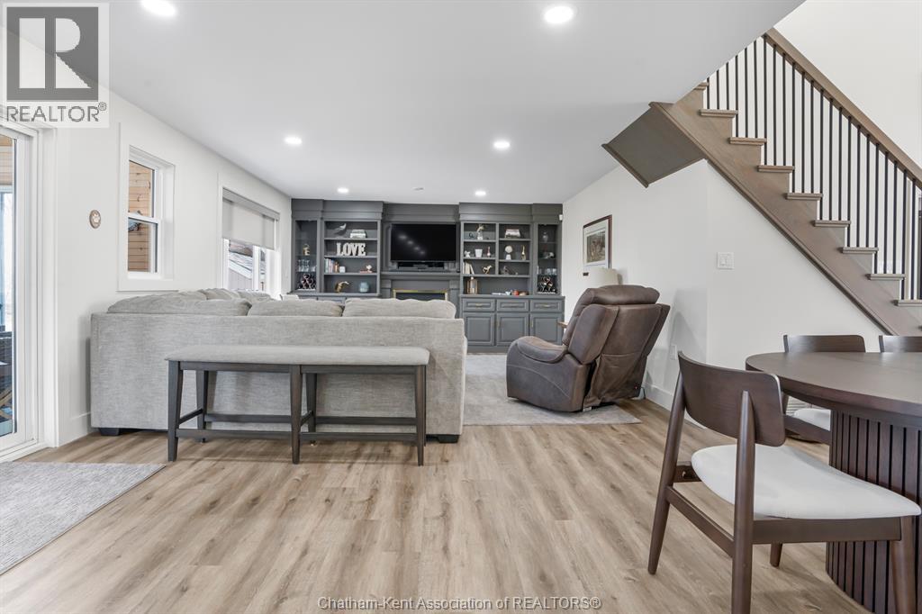 17938 Lakeshore Road, Rondeau Park, Ontario  N0P 1X0 - Photo 16 - 26007245