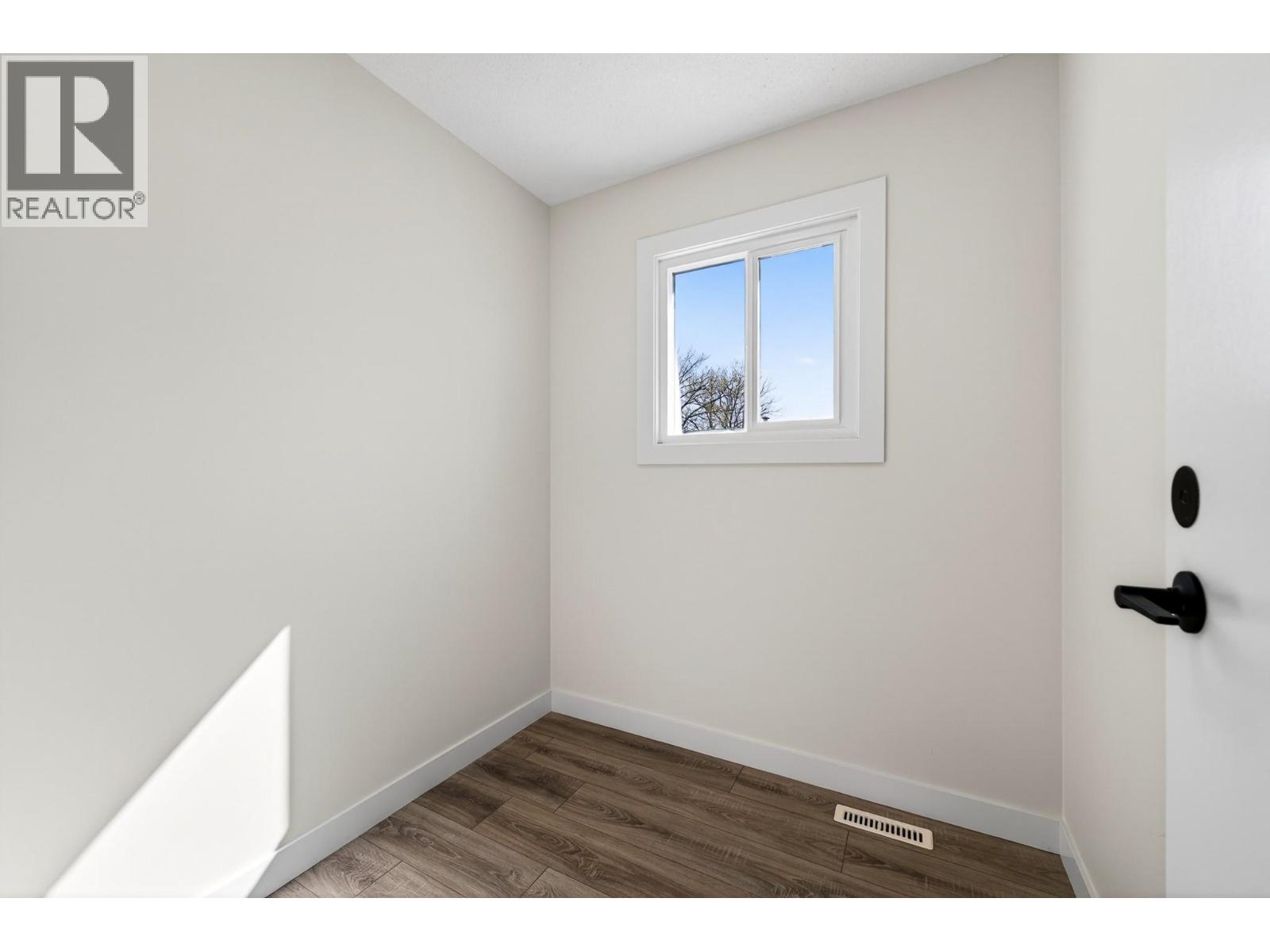 249 Kitchener Crescent Unit# 29, Kamloops, British Columbia  V2B 1B9 - Photo 21 - 10382896