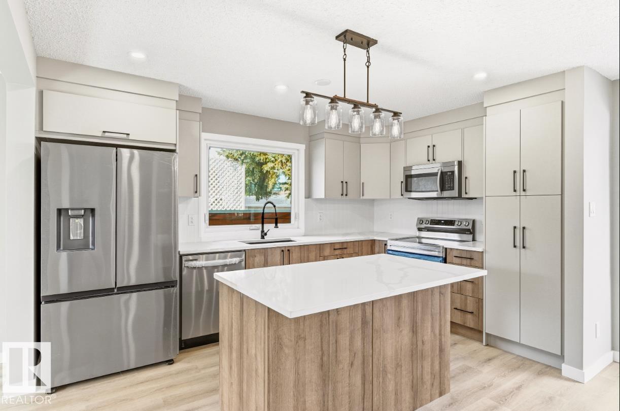 1412 Knottwood Rd E Nw, Edmonton, Alberta  T6K 2J9 - Photo 8 - E4481794